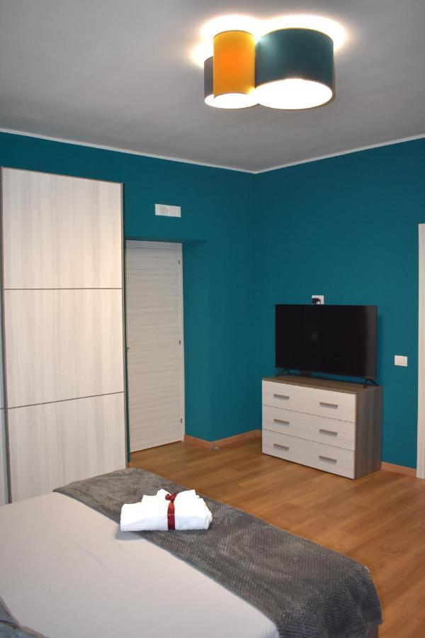 נאפולי Casa Vacanze Oikia - Room Orchidea מראה חיצוני תמונה